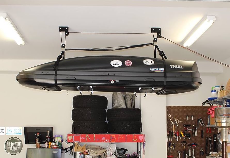 cargo box hoist